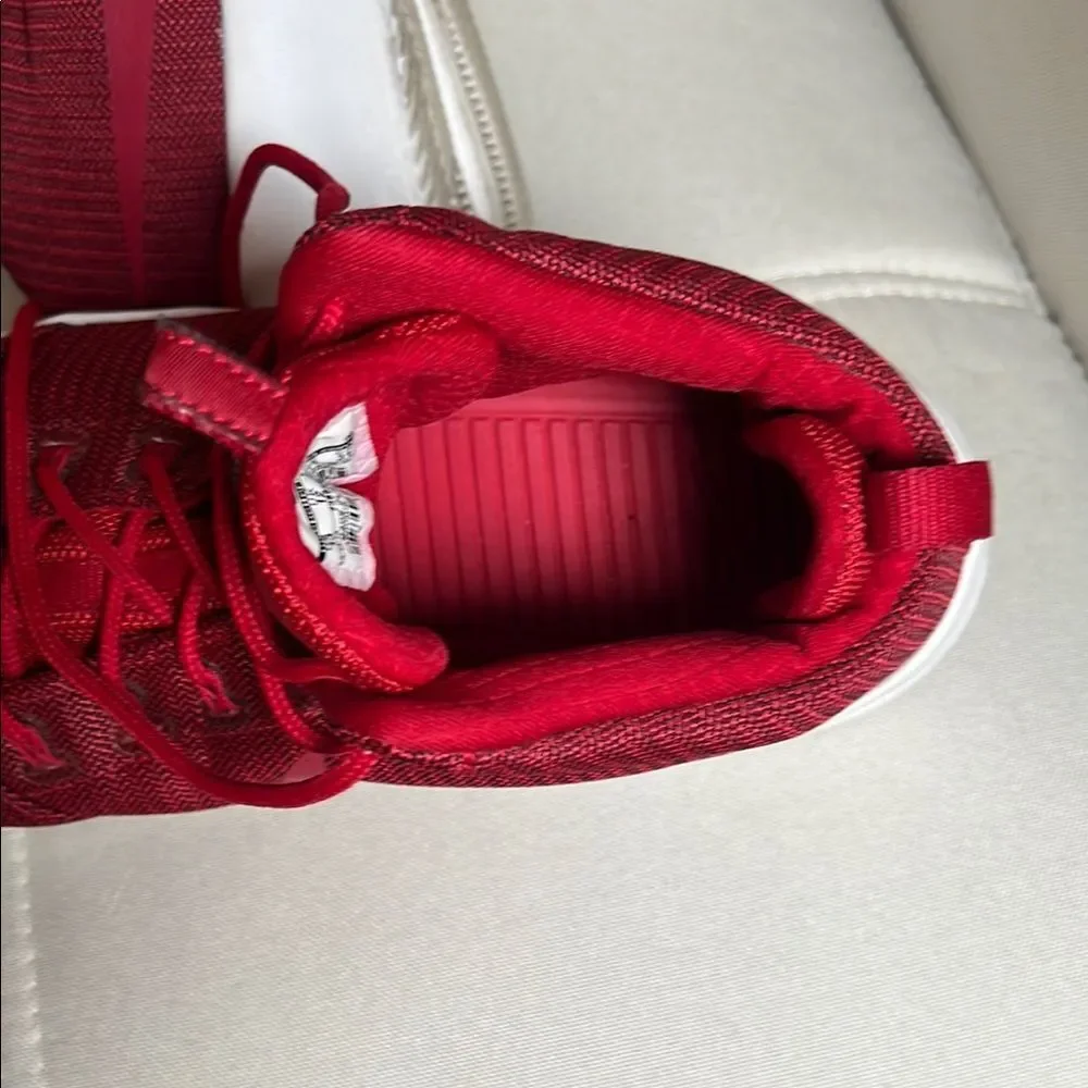 Nike Men’s Hyperfr3sh Red Sneakers Size 13